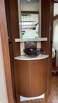 **Inspection de Don du Véhicule : Une Vérification Essentielle pour un Don en Toute Sérénité**    Donner un véhicule est un geste généreux qui peut avoir un impact significatif. Cependant, pour garantir un don en toute sérénité, une **inspection rigoureuse** est indispensable. L'**Inspection de Don du Véhicule** repose sur une vérification minutieuse, assurant que le véhicule est en **parfait état de fonctionnement** et répond aux normes de sécurité.    Nos experts partenaires réalisent un **contrôle approfondi sur plus de 120 points**, couvrant la mécanique, la transmission, les freins, l’électronique et l’état général du véhicule. Cette inspection garantit **une transparence totale** et permet au bénéficiaire de recevoir un véhicule fiable et sécurisé.    Grâce à cette démarche, le don se fait en toute confiance, offrant aux nouveaux utilisateurs **un moyen de transport sûr et prêt à l’emploi**. Faites de votre don un véritable atout en optant pour une **inspection professionnelle et certifiée** ! 🚗✅